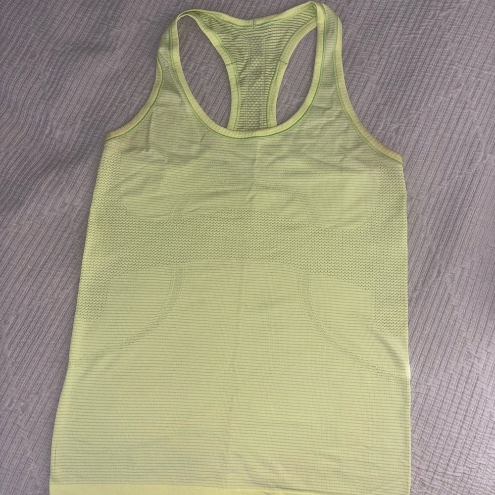 Lululemon Tank (Size M-L)
